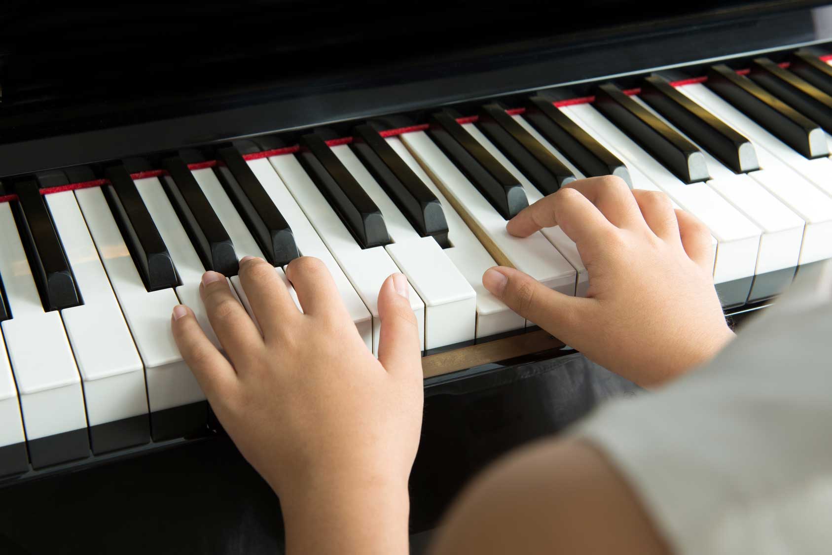 Permiso Alegrarse Tercero How Playing Piano Can Benefit Your Child's Future - THE ONE SMART PIANO  AUSTRALIA